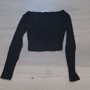 Black Off-Shoulder Long Sleeve Top